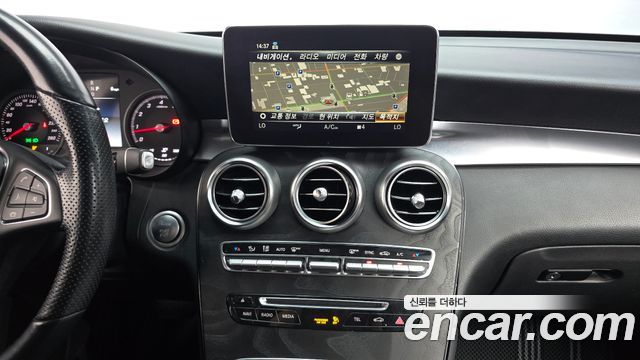 Mercedes-Benz GLC-Class (X253) GCL300 4MATIC Coupe 2019 — фото 13