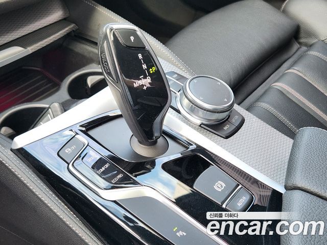 BMW 5 Series (G30) 520d M Sport package 2017 — фото 9