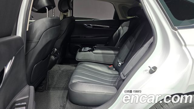 Genesis G80 (RG3) Gasoline 2.5 Turbo AWD 2022 — фото 11