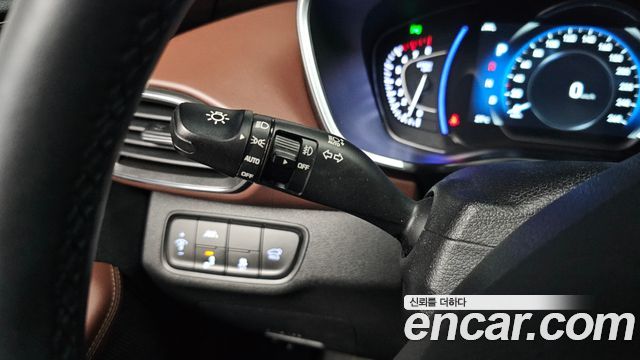 Hyundai Santa Fe (TM) Gasoline 2.0T 2WD Inspiration 2019 — фото 15