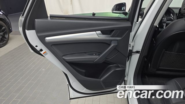 Audi Q5 (FY) 45 TFSI Quattro 2020 — фото 25