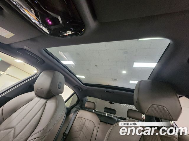 BMW 5 Series (G60) 520i 2025 — фото 19