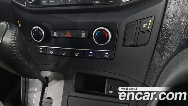 Hyundai Grand Starex Van 5-Seater Smart 2020 — фото 15
