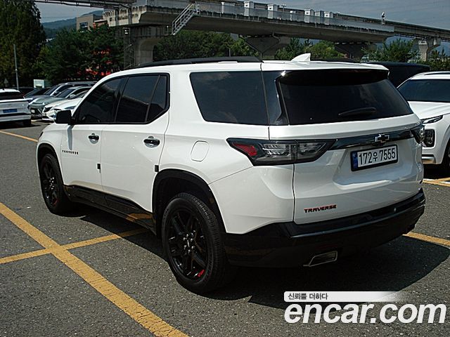 Chevrolet Traverse 3.6 AWD Redline 2020 — фото 2