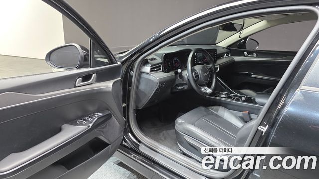 Kia K5 (III) 2.0 Trendy 2022 — фото 10