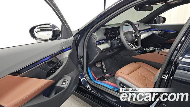 BMW 5 Series (G60) 530i xDrive M Sport 2026 — фото 10
