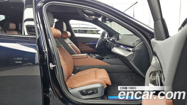 BMW 5 Series (G60) 530i xDrive M Sport 2026 — фото 11