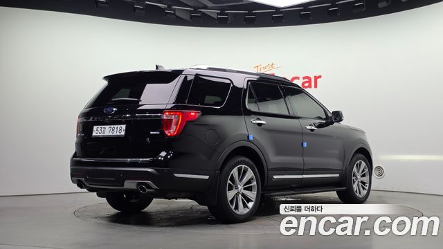 Ford Explorer 2.3 Limited 4WD 5th 2018 — фото 2