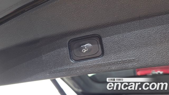 Ford Explorer 2.3 Limited 4WD 5th 2018 — фото 17