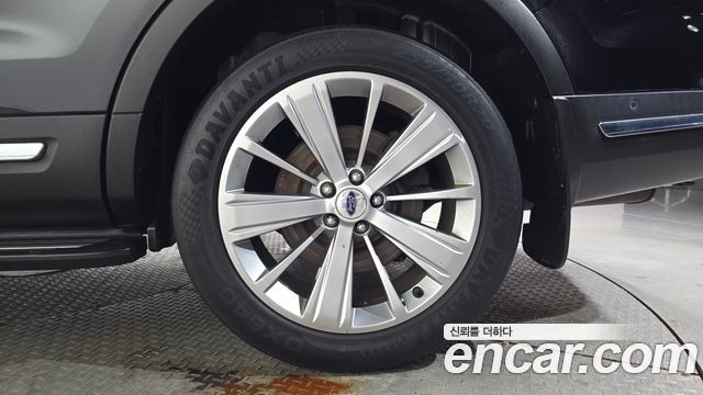Ford Explorer 2.3 Limited 4WD 5th 2018 — фото 21