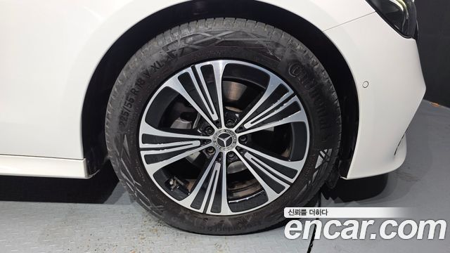 Mercedes-Benz E-Class (W214) E200 Avantgarde 2026 — фото 21