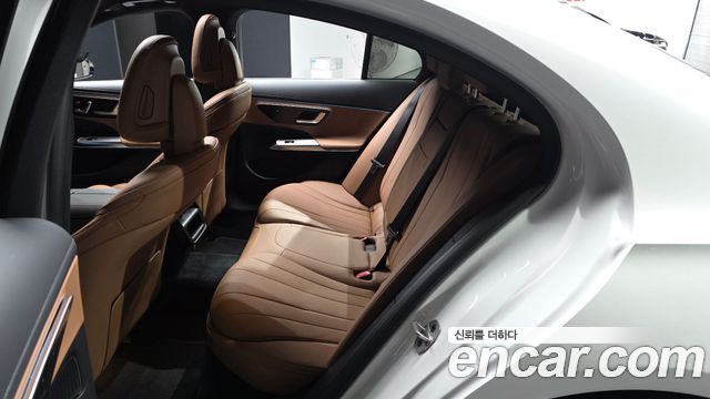 Mercedes-Benz E-Class (W214) E200 Avantgarde 2026 — фото 26