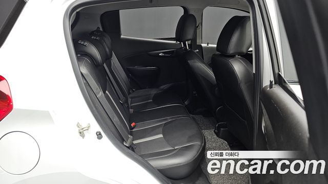 Chevrolet Spark My Fit Edition Premier 2019 — фото 11