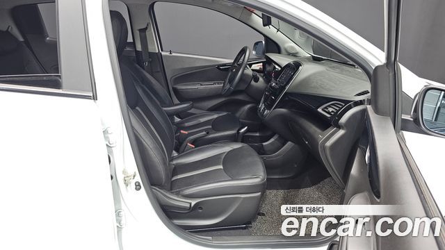 Chevrolet Spark My Fit Edition Premier 2019 — фото 26
