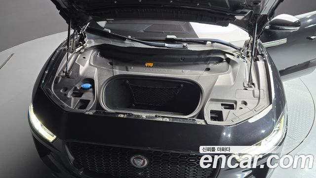 Jaguar I-PACE EV400 HSE 2019 — фото 6