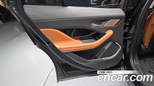 Jaguar I-PACE EV400 HSE 2019 — фото 25