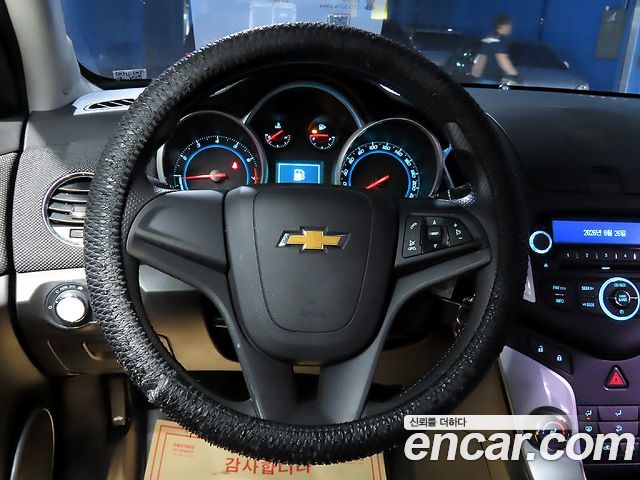 Chevrolet Cruze 1.8 LS+ 2014 — фото 9