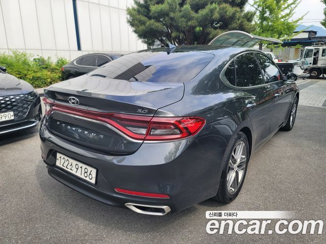 Hyundai Grandeur (IG) 3.0 Premium 2019 — фото 2