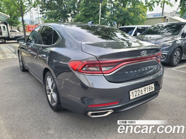 Hyundai Grandeur (IG) 3.0 Premium 2019 — фото 17
