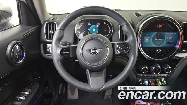 MINI Cooper Countryman Classic 2nd 2024 — фото 12