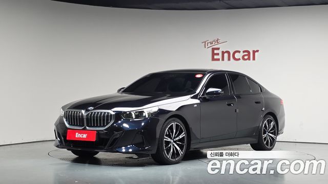 BMW 5 Series (G60) 530i xDrive M Sport 2024 — фото 1