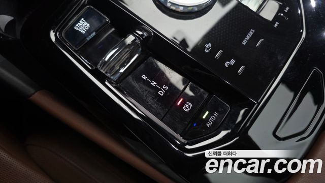 BMW 5 Series (G60) 530i xDrive M Sport 2024 — фото 9