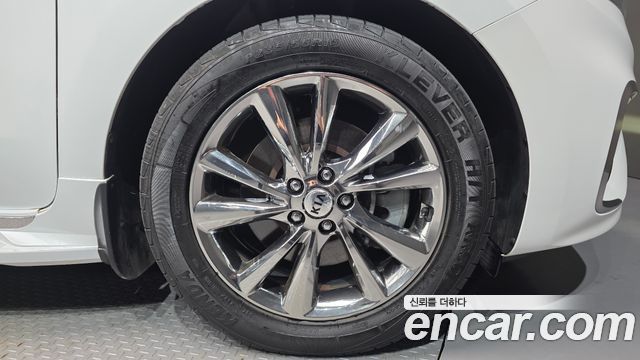 Kia Carnival Gasoline 9-Seater Noblesse Special 2020 — фото 5