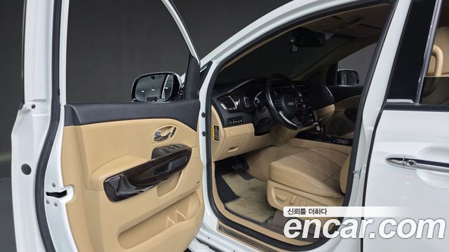 Kia Carnival Gasoline 9-Seater Noblesse Special 2020 — фото 11