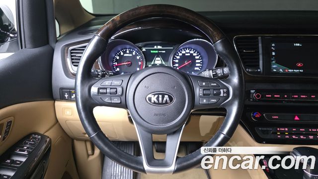 Kia Carnival Gasoline 9-Seater Noblesse Special 2020 — фото 13