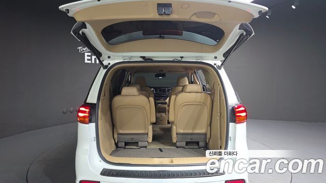 Kia Carnival Gasoline 9-Seater Noblesse Special 2020 — фото 20
