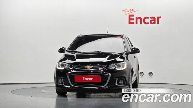 Chevrolet Aveo Hatchback 1.4 Turbo LS 2017 — фото 3