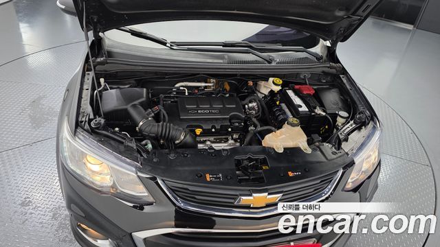 Chevrolet Aveo Hatchback 1.4 Turbo LS 2017 — фото 6
