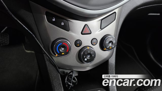 Chevrolet Aveo Hatchback 1.4 Turbo LS 2017 — фото 17