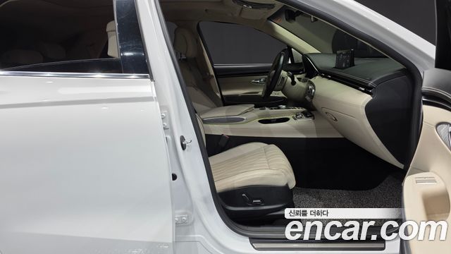 Genesis GV70 2.5T Gasoline 2WD 2021 — фото 11