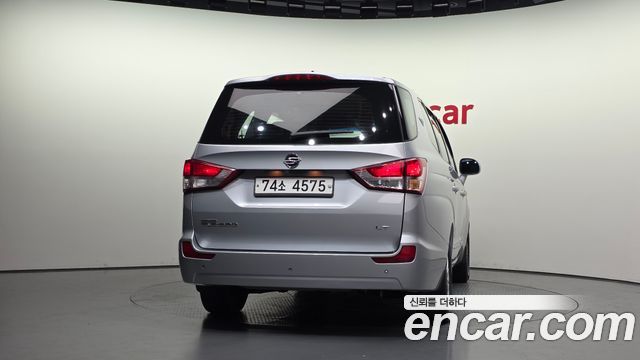 KG Mobility (SsangYong) Korando Turismo 4WD LT 11-seater 2014 — фото 4