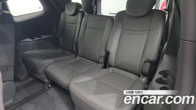 KG Mobility (SsangYong) Korando Turismo 4WD LT 11-seater 2014 — фото 17