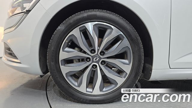 Renault Korea SM6 2.0 GDe LE 2017 — фото 5