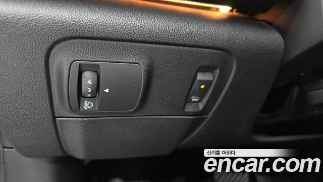 Renault Korea SM6 2.0 GDe LE 2017 — фото 16