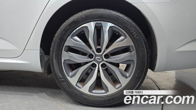 Renault Korea SM6 2.0 GDe LE 2017 — фото 21