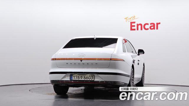 Hyundai Grandeur Hybrid (GN7) Calligraphy 2024 — фото 4