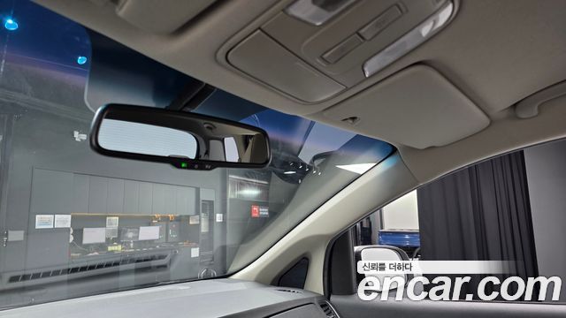 Kia Carnival 9-Seater Luxury 2019 — фото 18