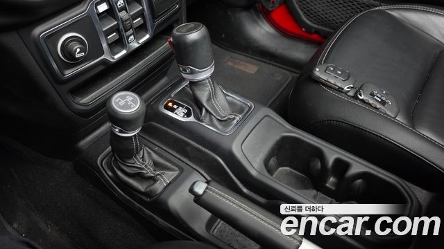 Jeep Wrangler (JL) 2.0 Overland Power Top 4Door 2020 — фото 9
