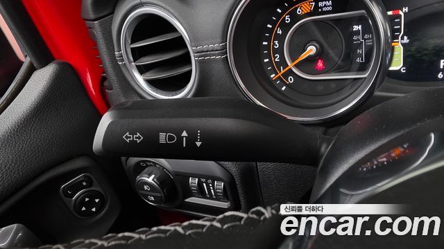 Jeep Wrangler (JL) 2.0 Overland Power Top 4Door 2020 — фото 12