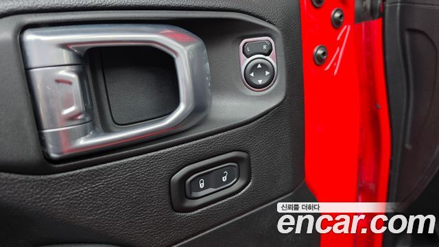 Jeep Wrangler (JL) 2.0 Overland Power Top 4Door 2020 — фото 35