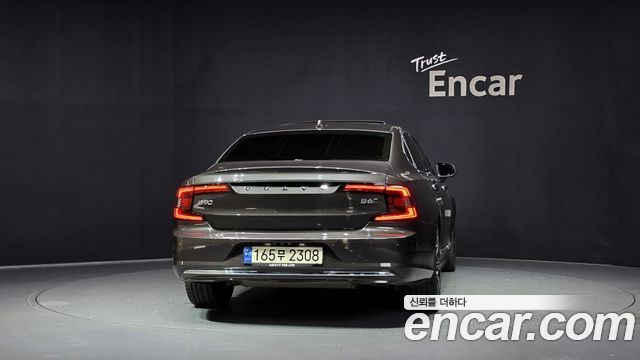 Volvo S90 B6 AWD Ultimate Bright 2023 — фото 4