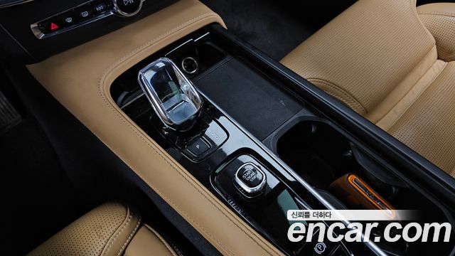 Volvo S90 B6 AWD Ultimate Bright 2023 — фото 9