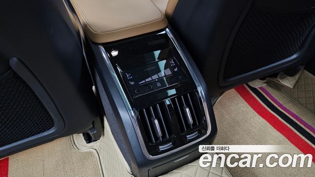 Volvo S90 B6 AWD Ultimate Bright 2023 — фото 19