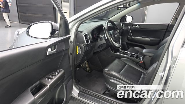 Kia Sportage The Bold Diesel 2.0 2WD Luxury 2019 — фото 10