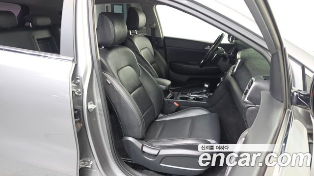 Kia Sportage The Bold Diesel 2.0 2WD Luxury 2019 — фото 12