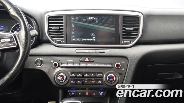 Kia Sportage The Bold Diesel 2.0 2WD Luxury 2019 — фото 14